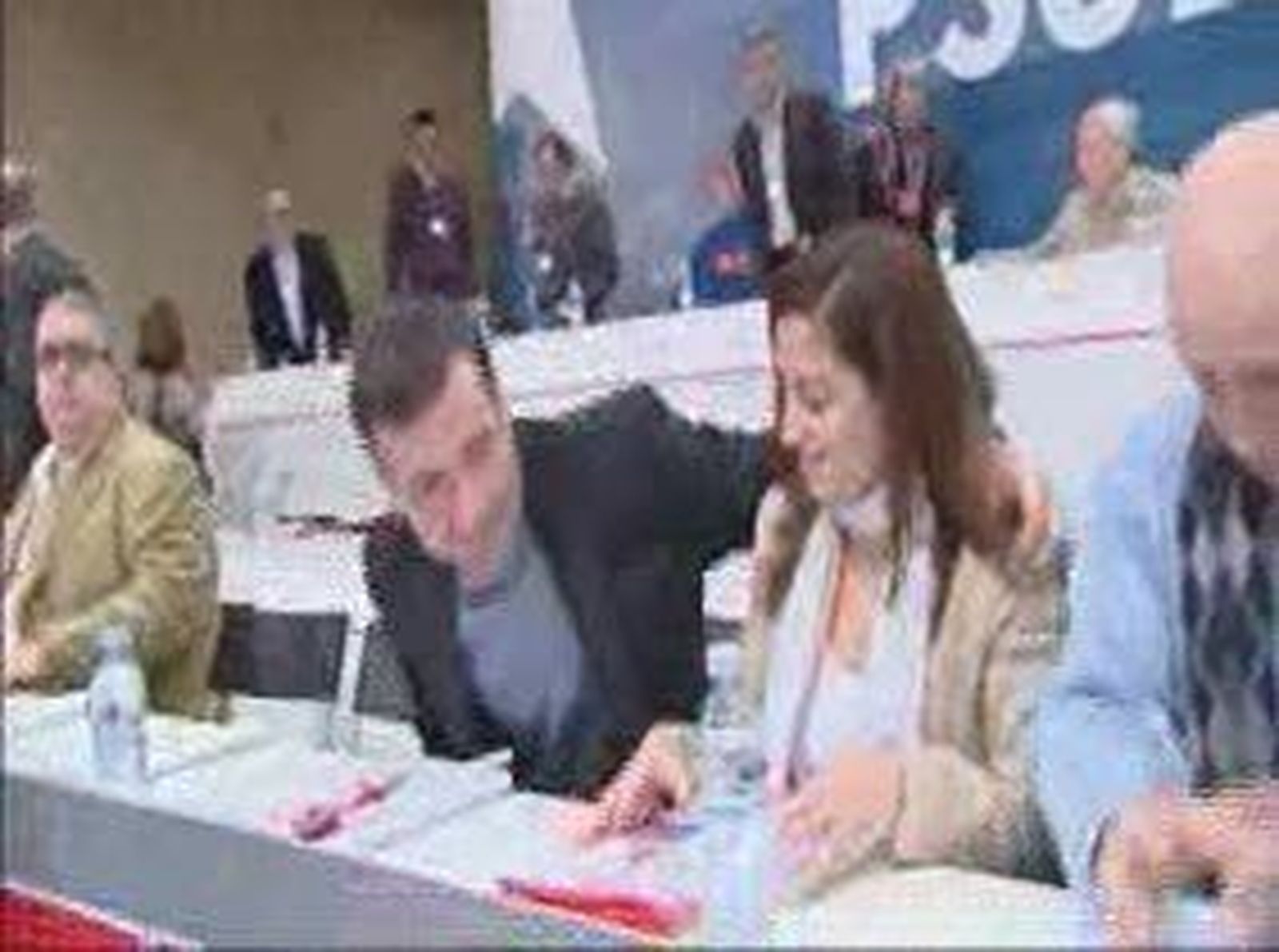 GOMEZ_20101219V0.wmv
