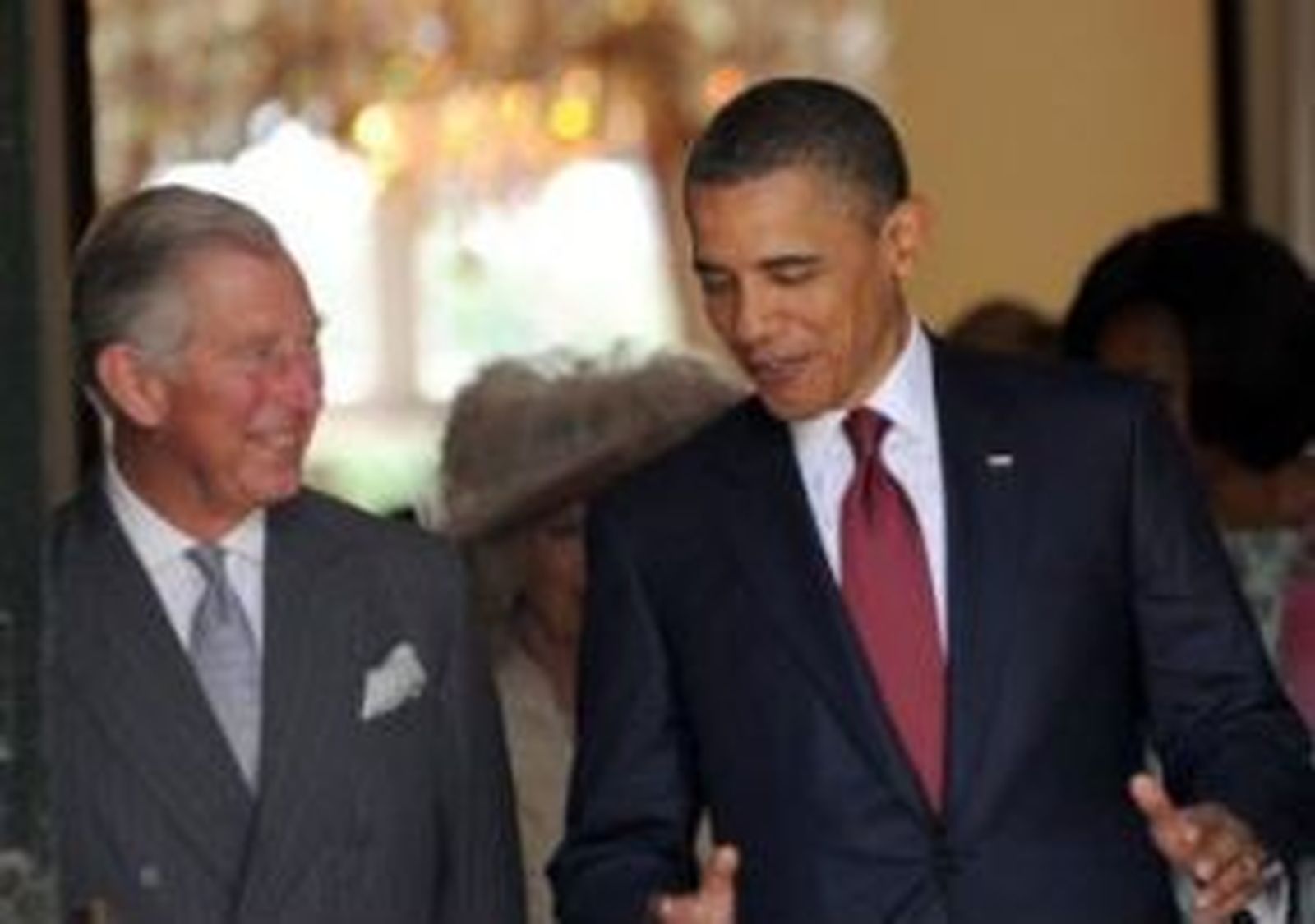 Isabel II y su esposo reciben a Obama y Michelle en el palacio de Buckingham