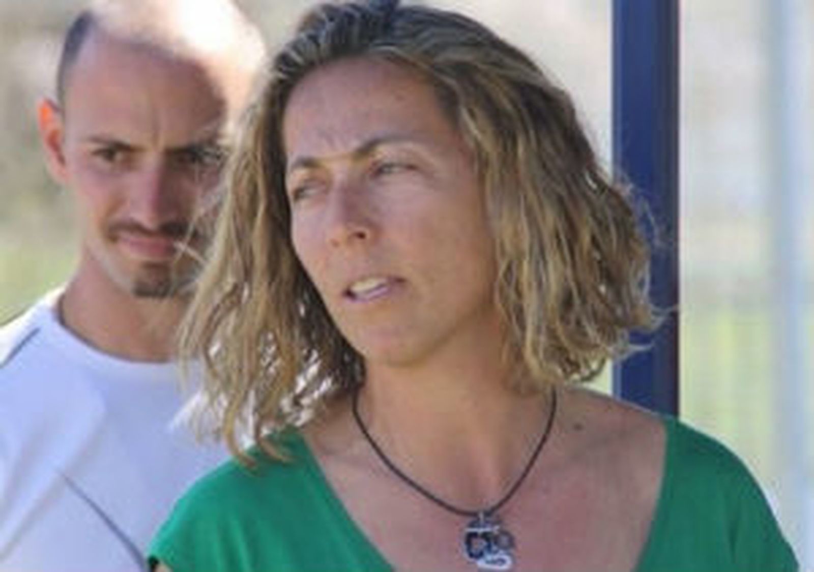 Gala León