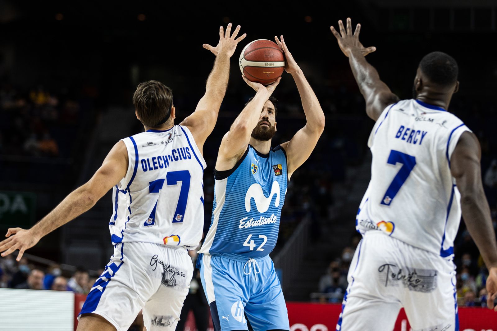 Movistar Estudiantes ante el CB Almansa