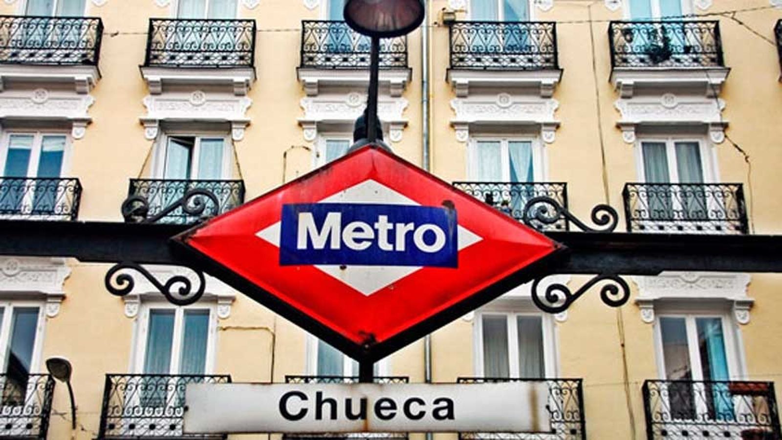 Madrid ya tiene en Chueca su Plaza de la Memoria Trans