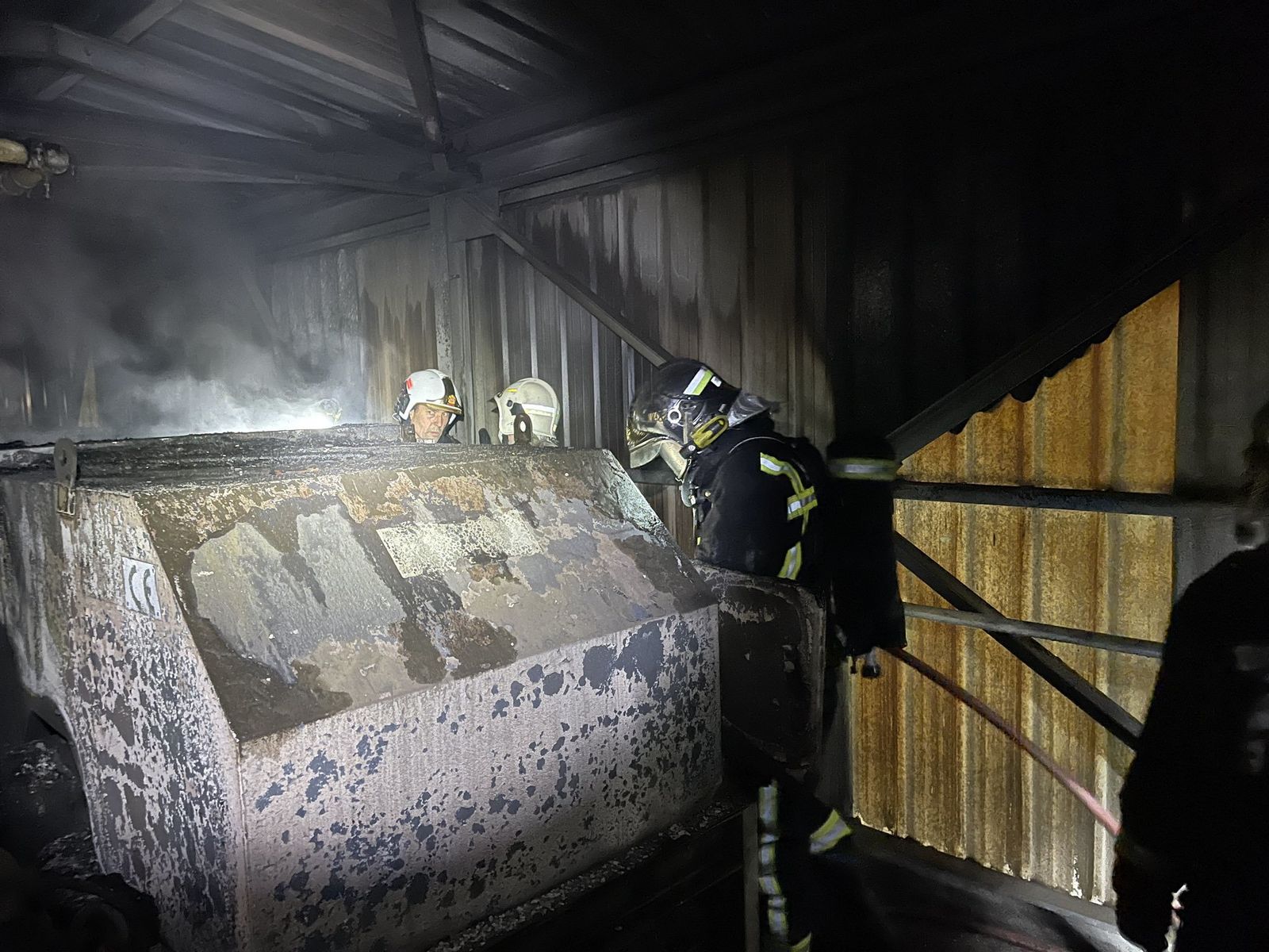 Extinguen un incendio declarado en cementera de Morata de Tajuña