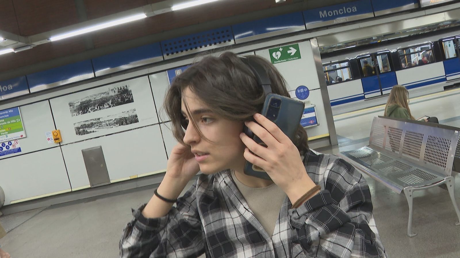 Metro crea una lista con 100 canciones de temática madrileña para los usuarios del suburbano