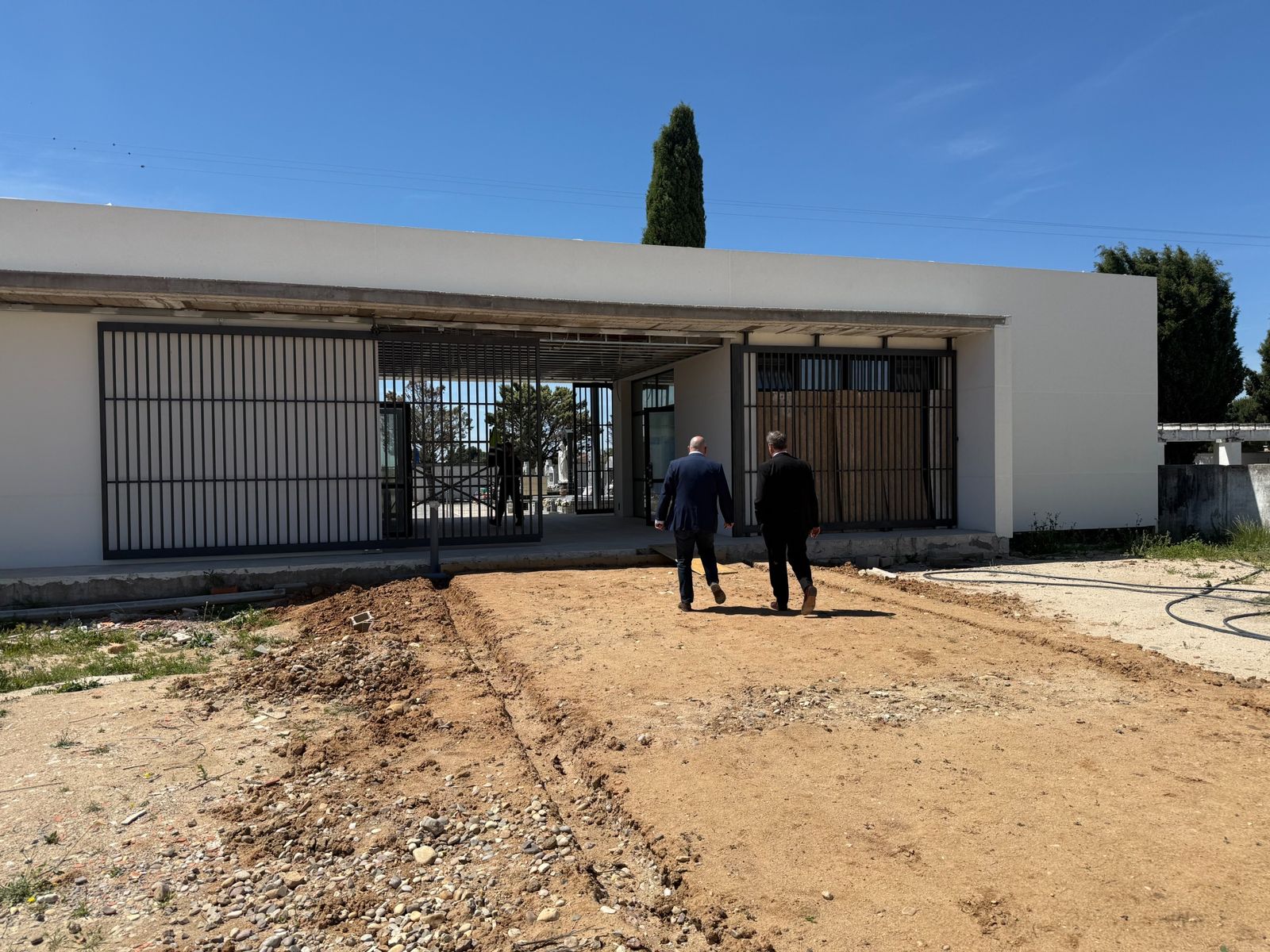 Visita regional a las obras del nuevo tanatorio de Valdetorres de Jarama