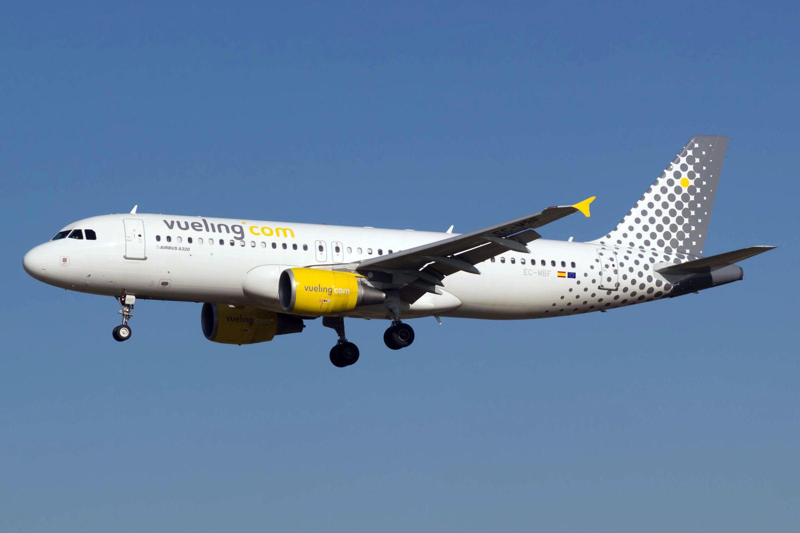 Vueling suspende 54 vuelos ante la huelga de sus tripulantes de cabina
