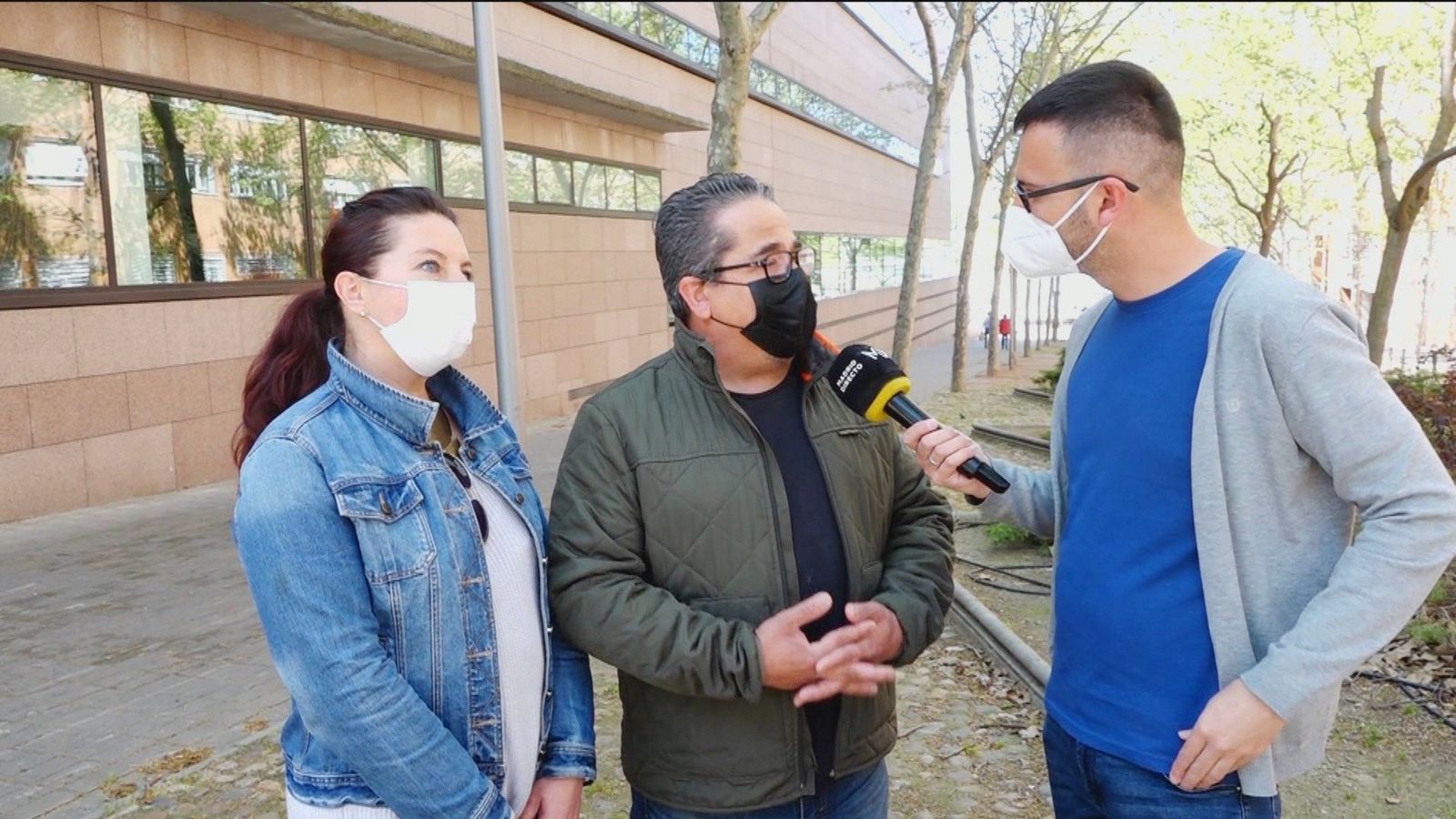 Un inquilino realquila presuntamente habitaciones de un piso que no paga en Vallecas