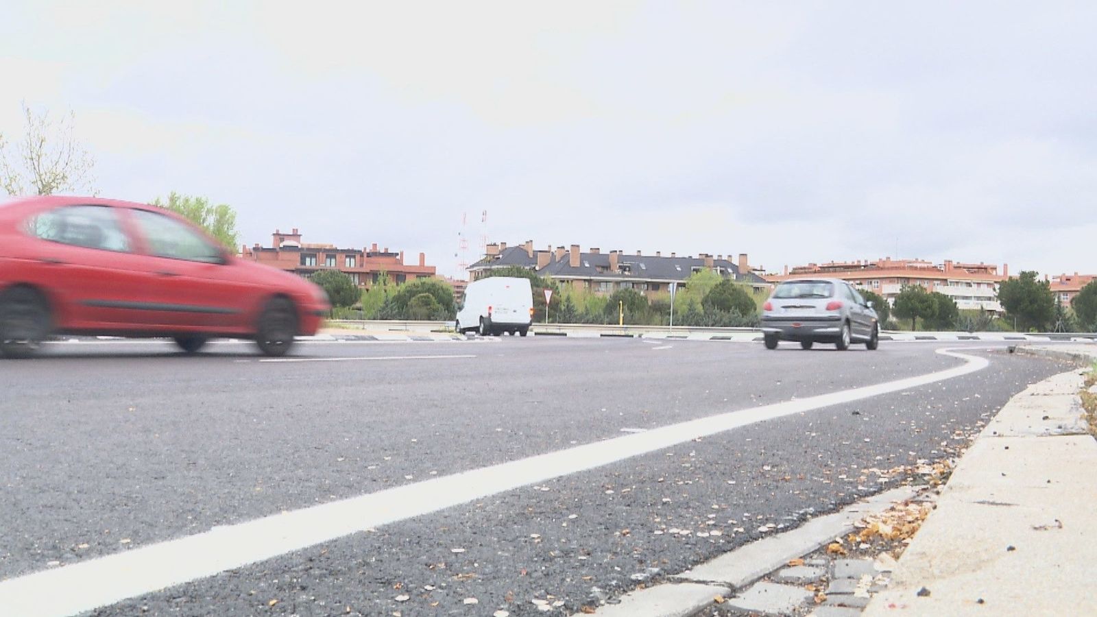 Uno de cada tres conductores comete alguna infracción al circular por una rotonda