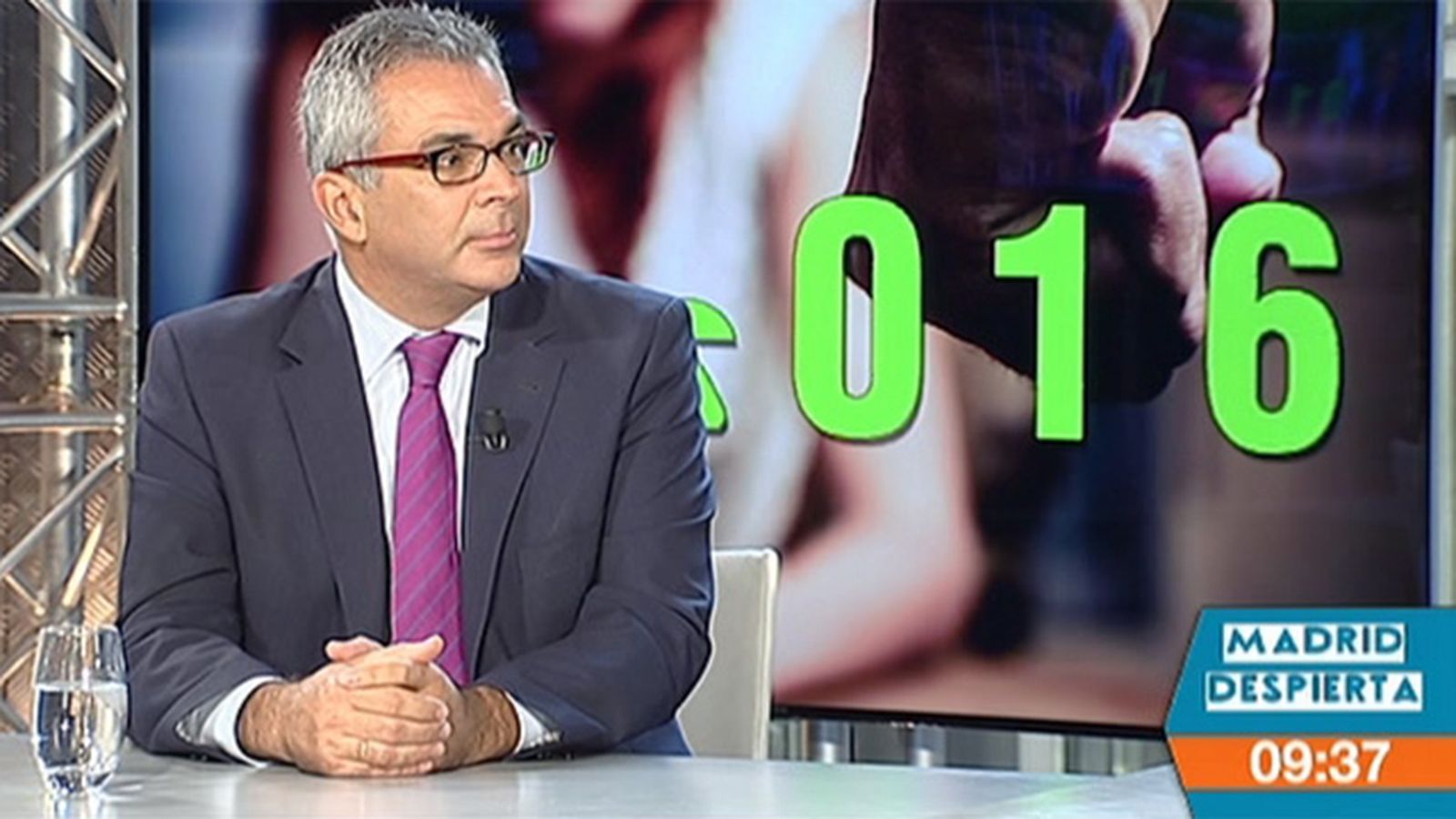 Carlos Izquierdo, Consejero de Asuntos Sociales