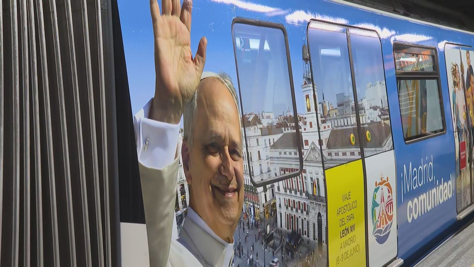 Madrid, 'a un metro del Papa' con un tren especial y tarjetas transporte conmemorativas