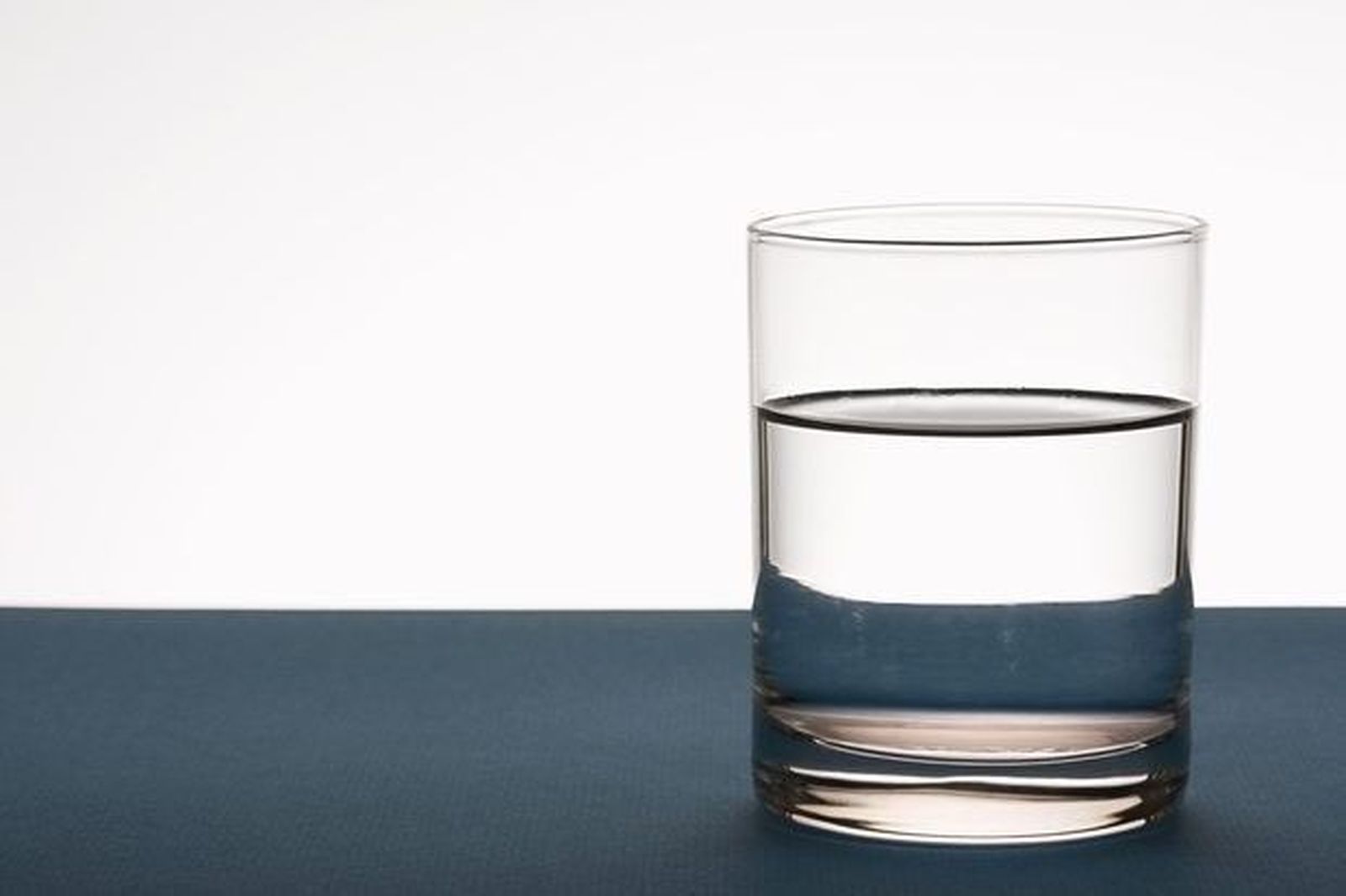 Beber agua en exceso podría ser perjudicial para la salud
