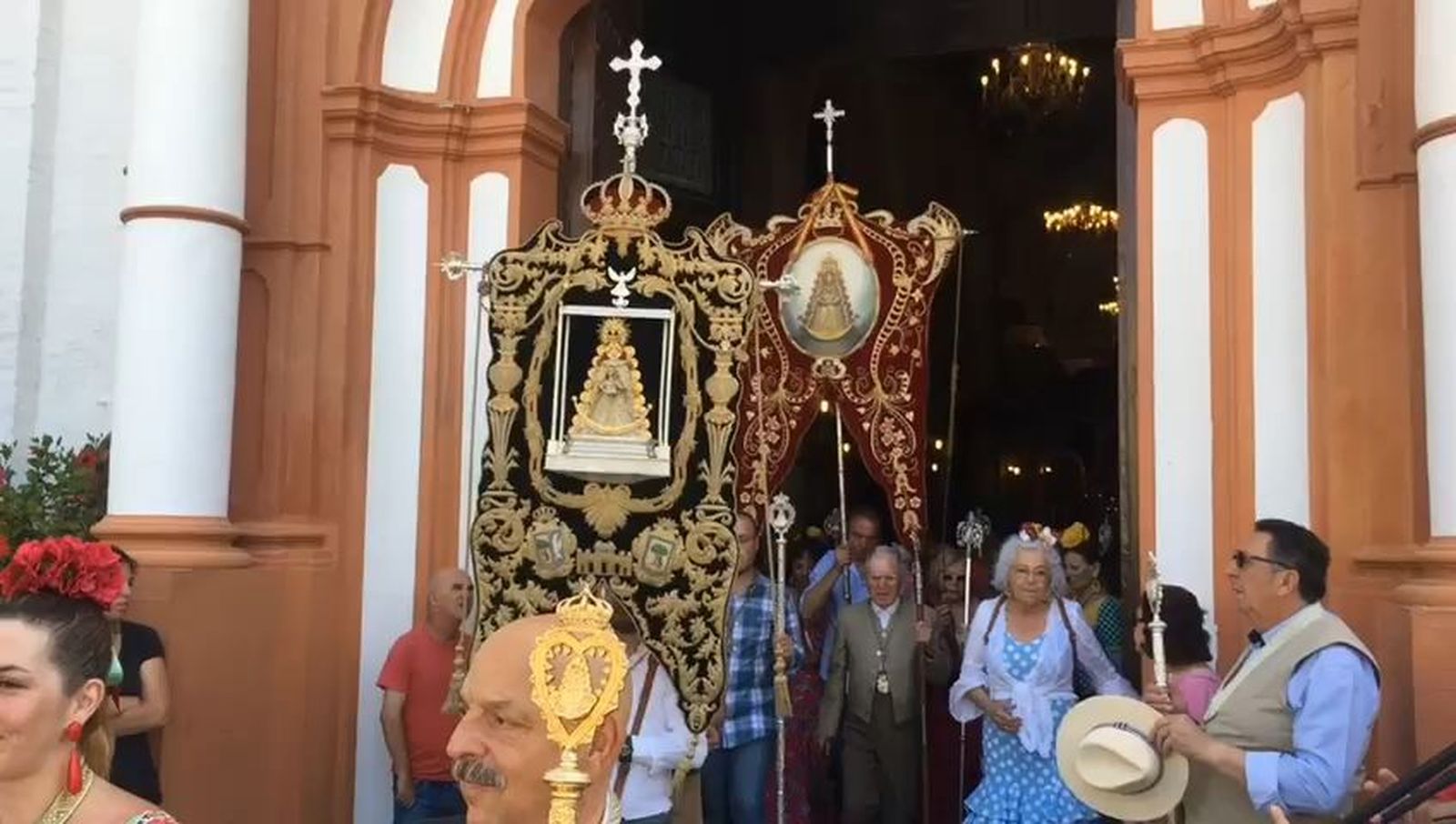 Las cinco Hermandades Filiales de Madrid peregrinan a un Rocío centenario