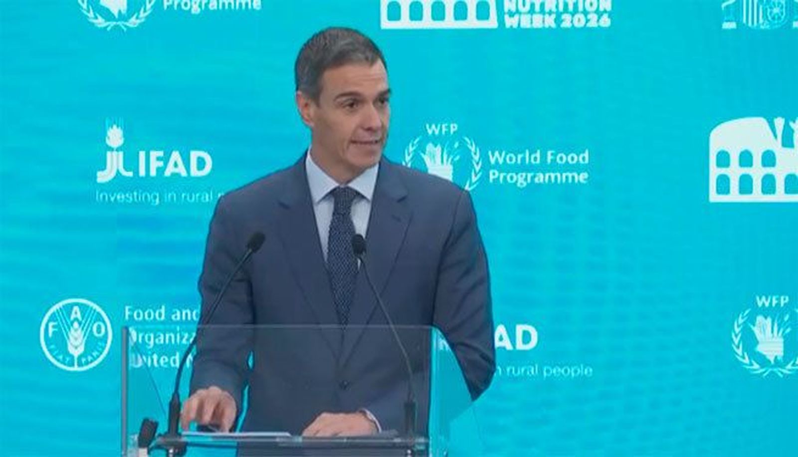 Sánchez emplaza a su rueda de prensa en el Vaticano para comentar la situación de Zapatero