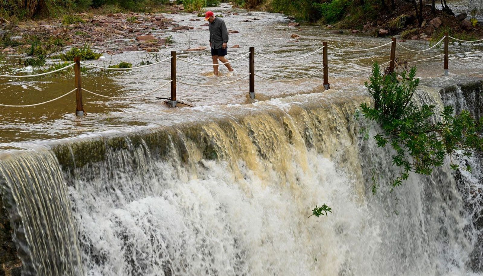 Aviso rojo por lluvias muy fuertes en Valencia mientras se desactiva en Tarragona y Castellón