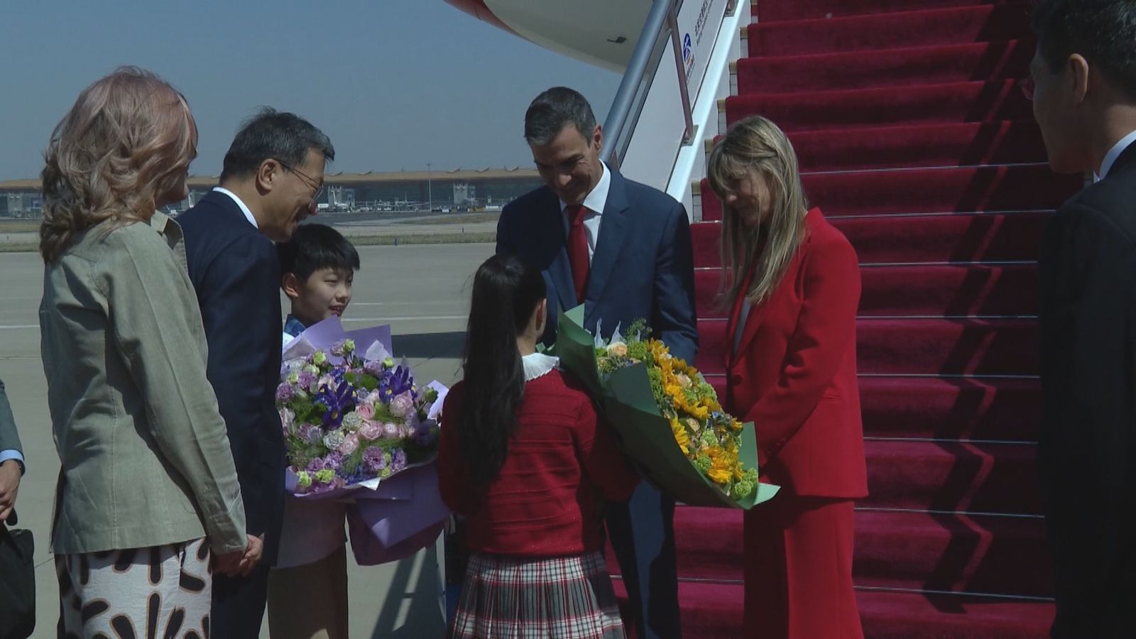 Sánchez ya está en Pekín para iniciar un viaje oficial en el que se reunirá con Xi Jingping