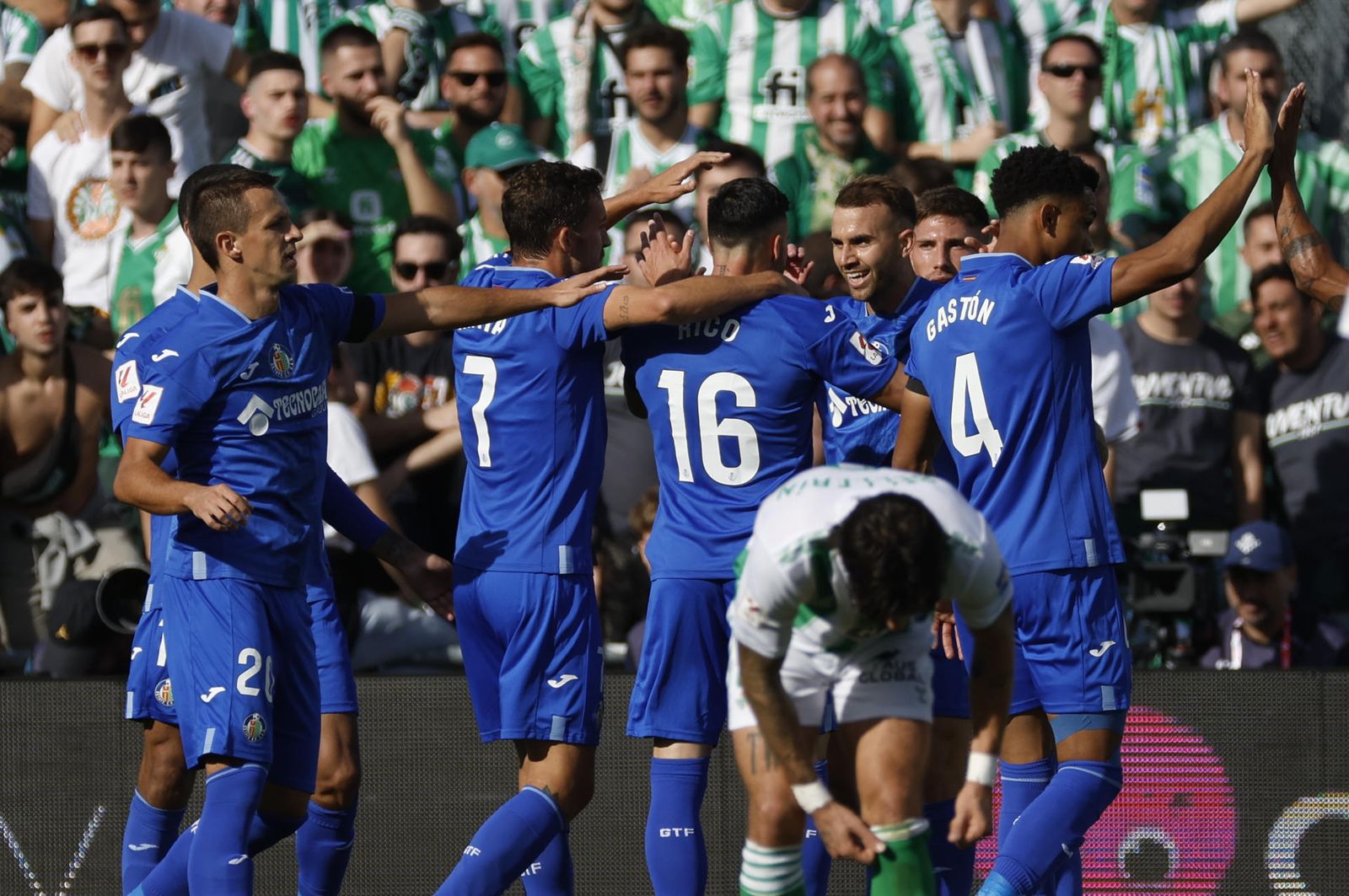 El Getafe empata en casa ante el Betis 1-1