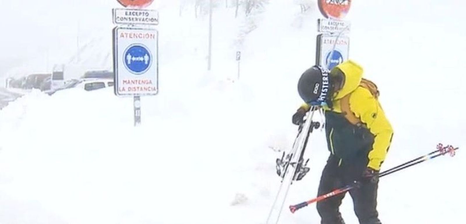 Vuelve la nieve a la Sierra de Madrid, que ya desactiva el plan de alerta