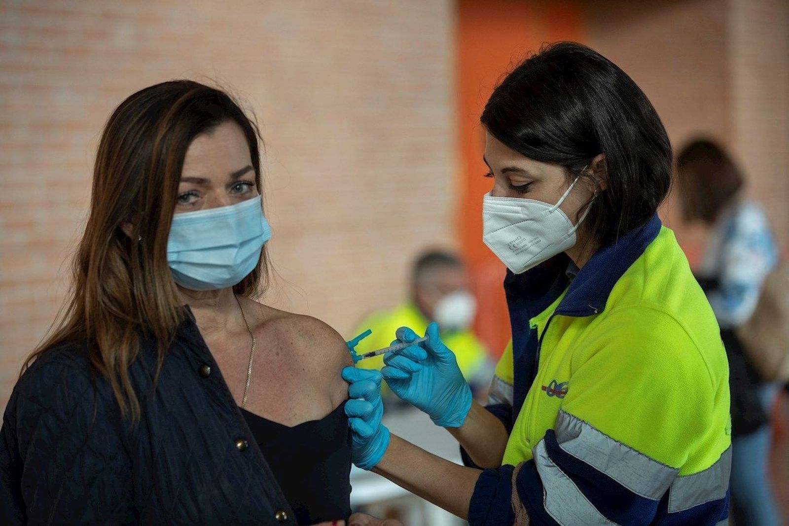 Madrid reactivará centros de vacunación masiva, hospitales y Atención Primaria para administrar la tercera dosis