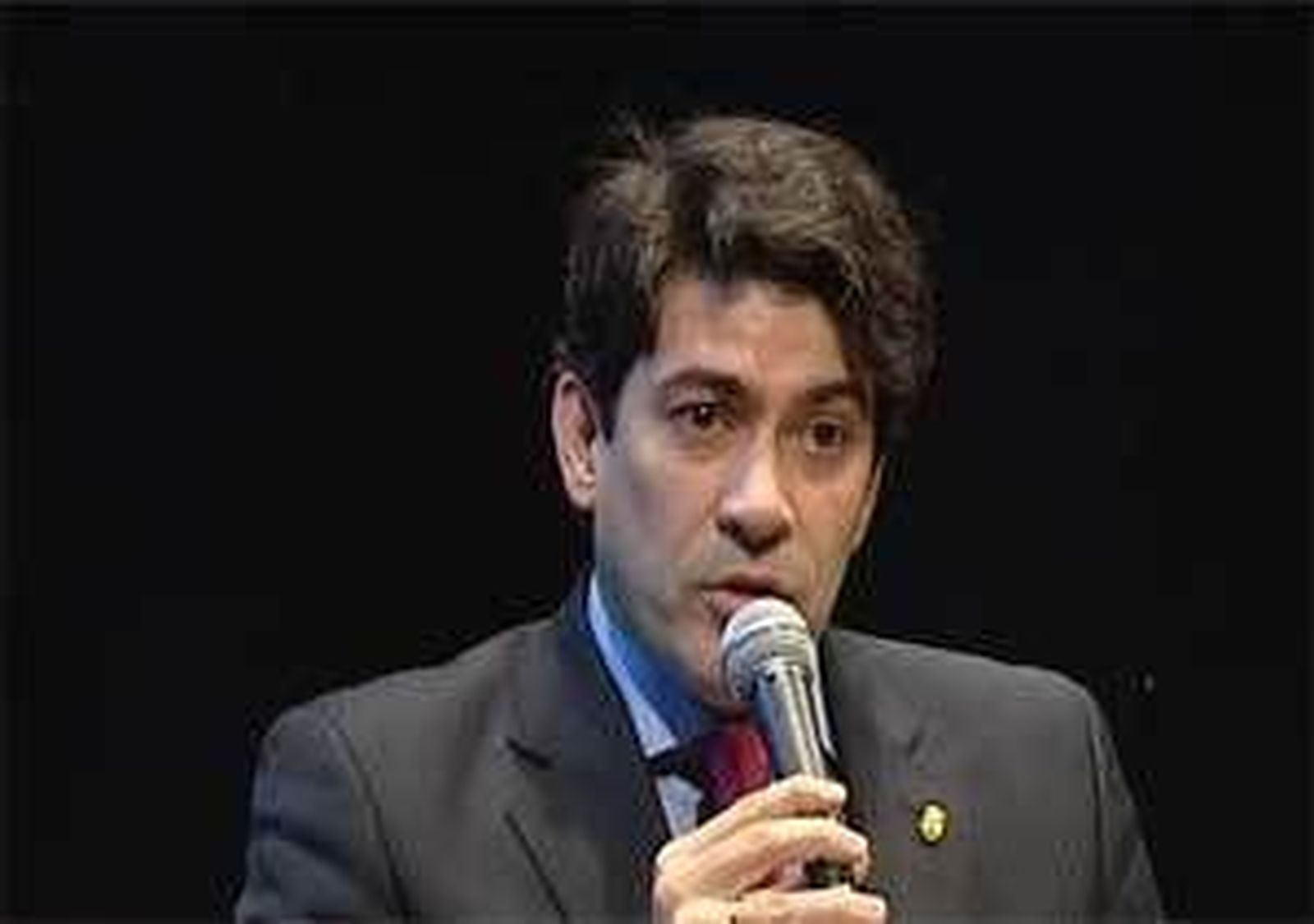 El Ayuntamiento de Alcorcón pide perdón a sus acreedores y anuncia el pago de su deuda