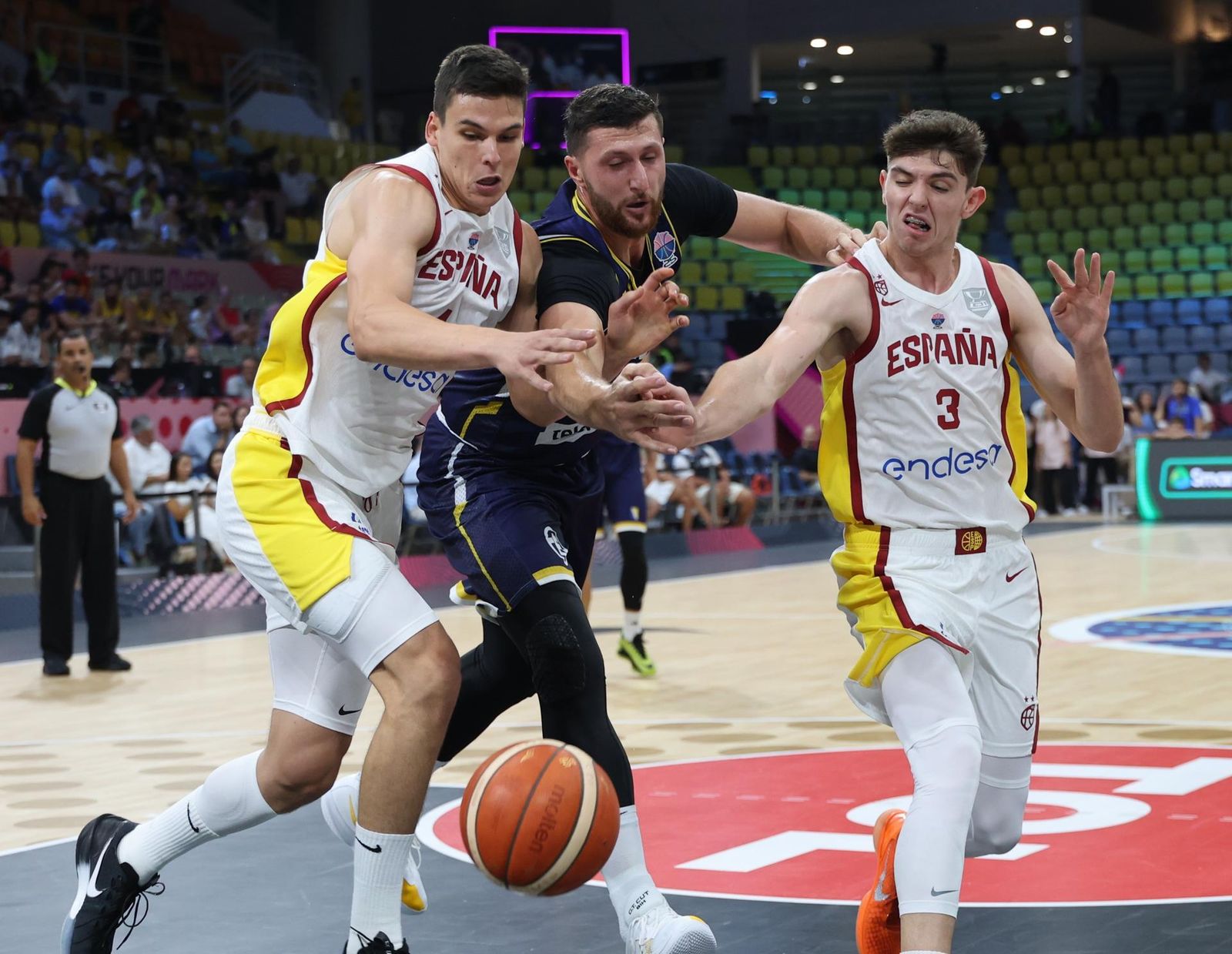 España ante Bosnia en el Eurobasket 2025