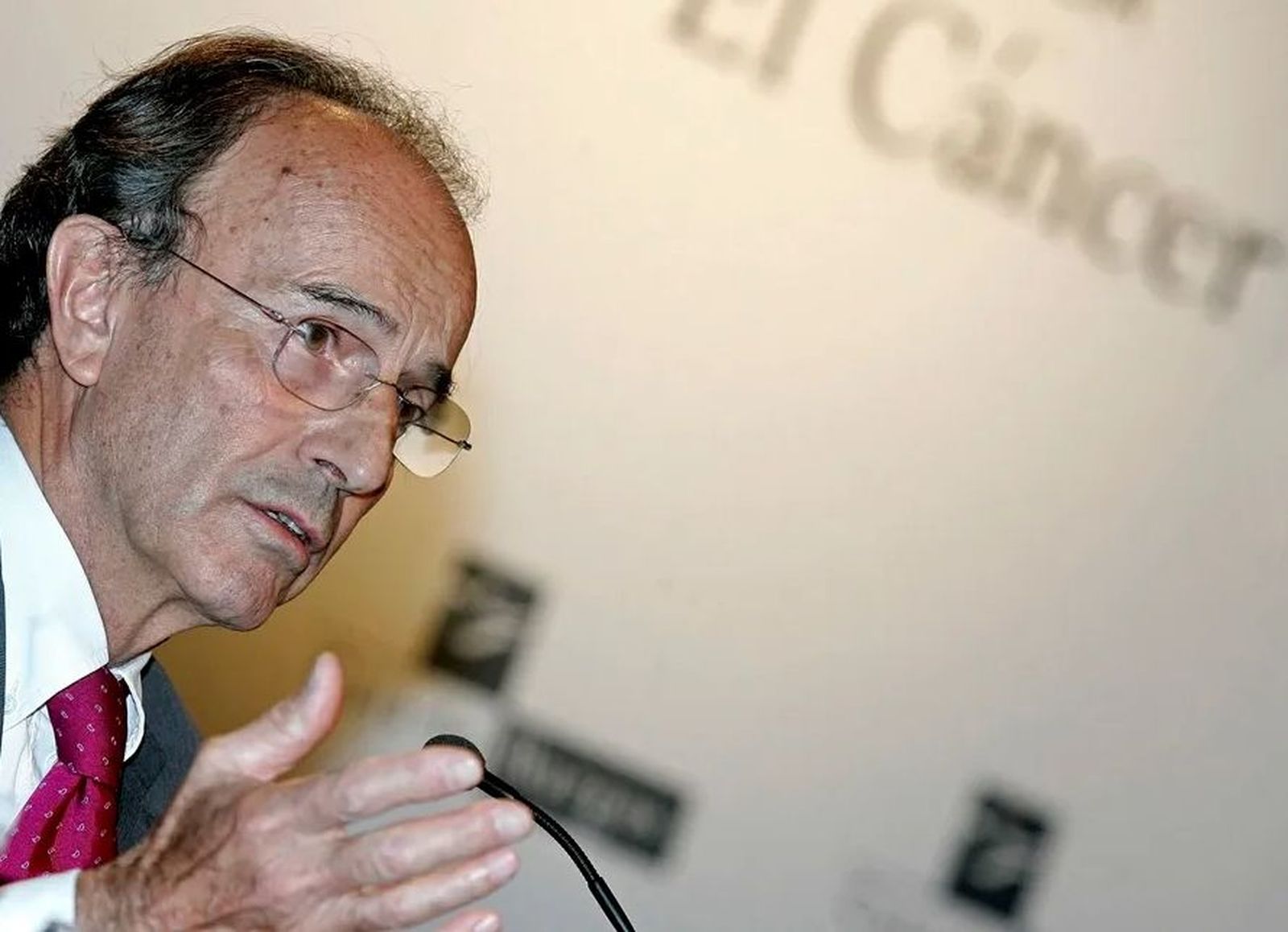 Fallece el ginecólogo catalán Santiago Dexeus a los 88 años