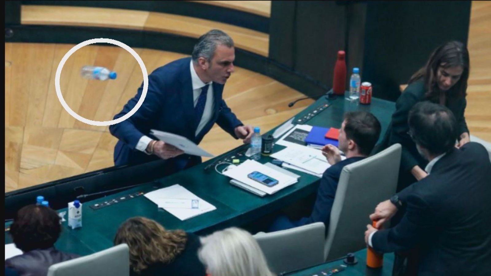 La crispación va a más en los plenos del Ayuntamiento de Madrid