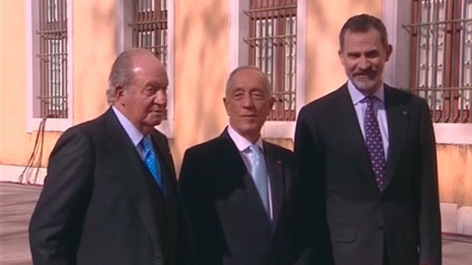 El Rey aboga por preparar mejor a los jóvenes para la "economía automatizada"