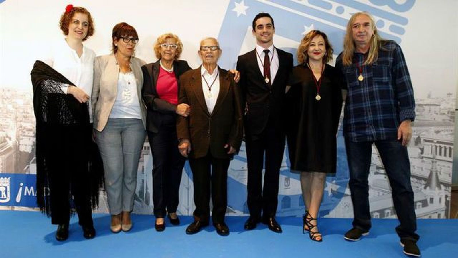 Carmena pone en valor los "milagros" de las personas corrientes