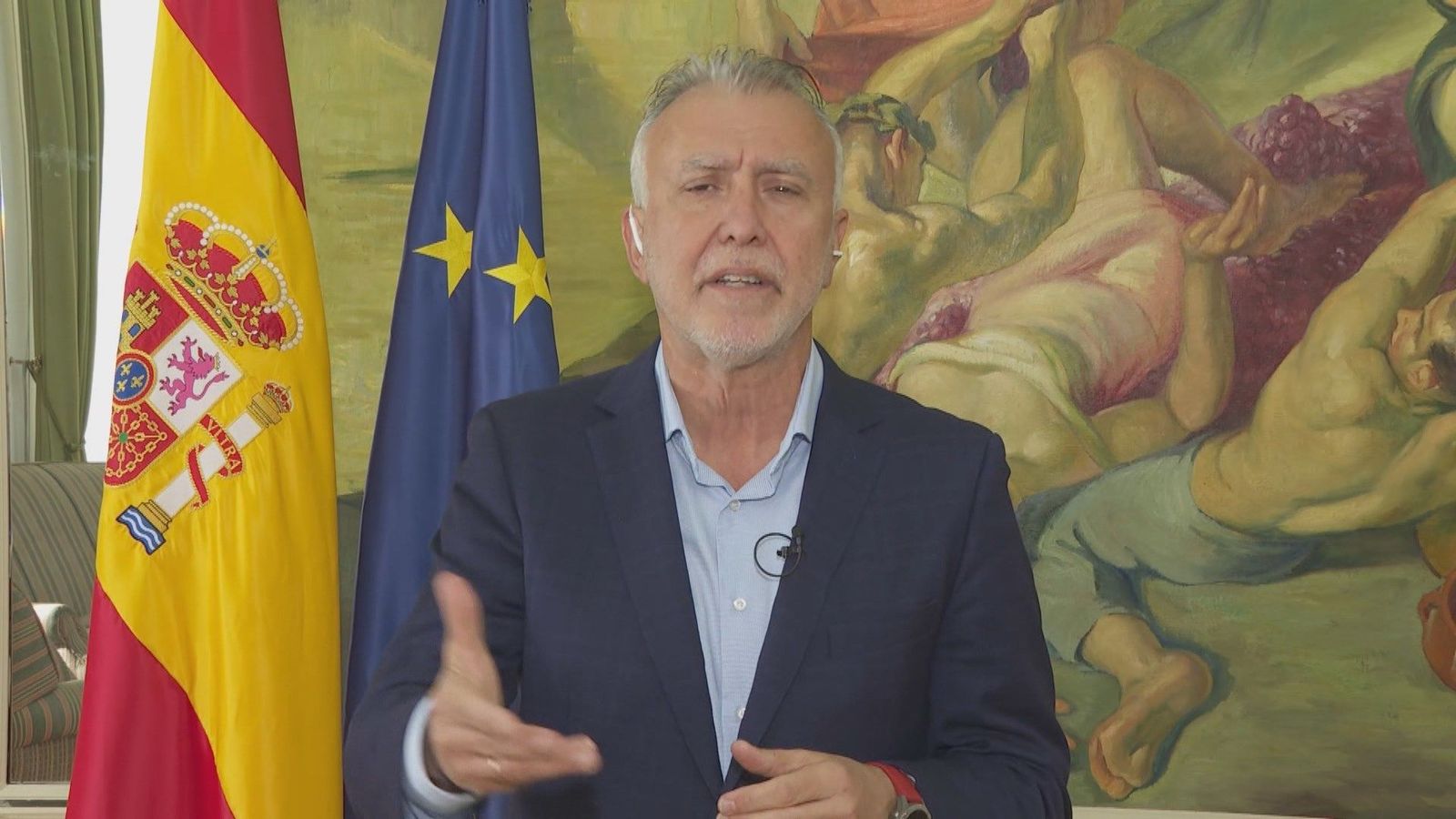 El ministro Ángel Víctor Torres anuncia que tiene cáncer y abandona temporalmente la política