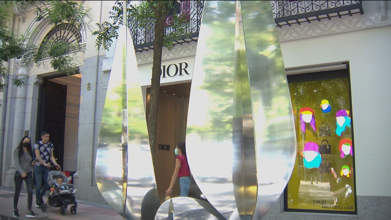 Esculturas de Alejandro Vega en la Milla de Oro madrileña