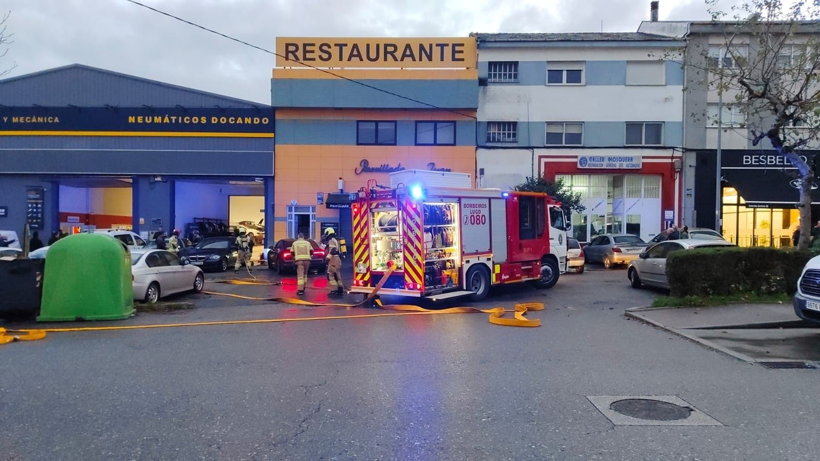 Bomberos de Lugo en una intervención
