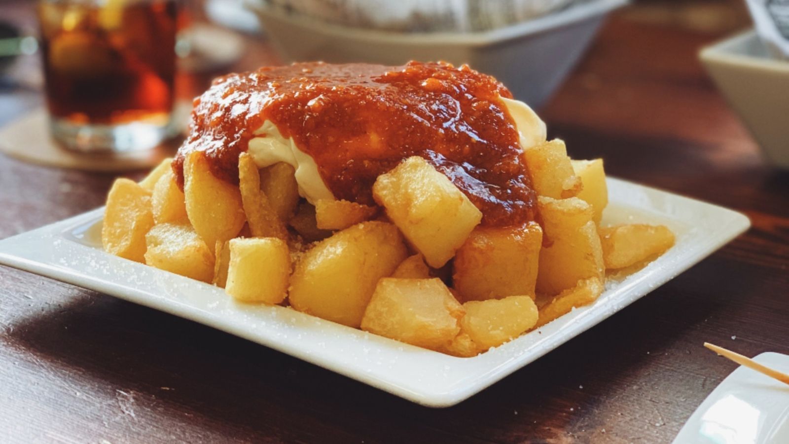 Patatas bravas