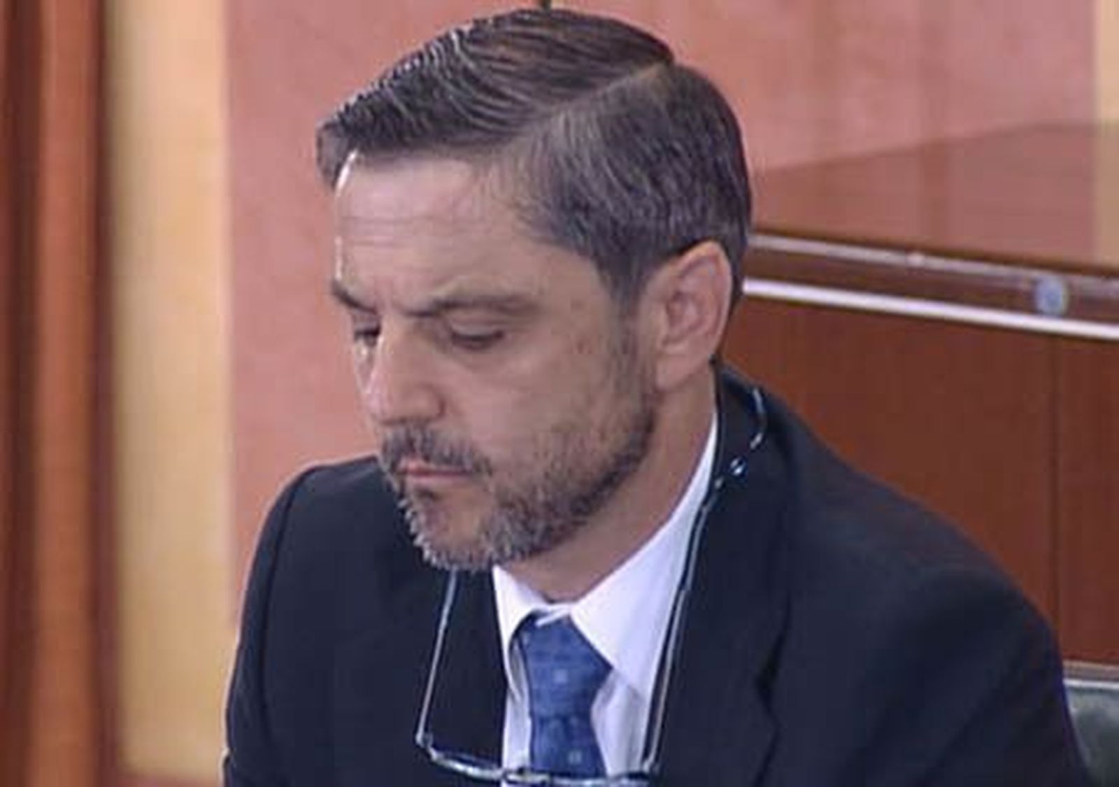 Mellet asegura sentirse víctima de una "persecución política"