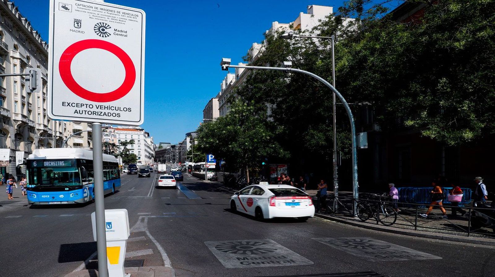 Se ha impuesto "la salud de la gente frente a los coches", aseguran Ecologistas y Greenpeace