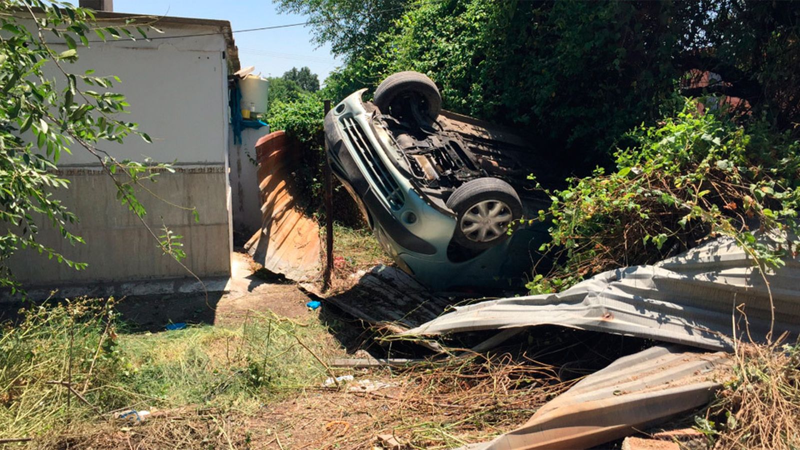 Dos heridos en una persecución policial con coche en la Cañada Real