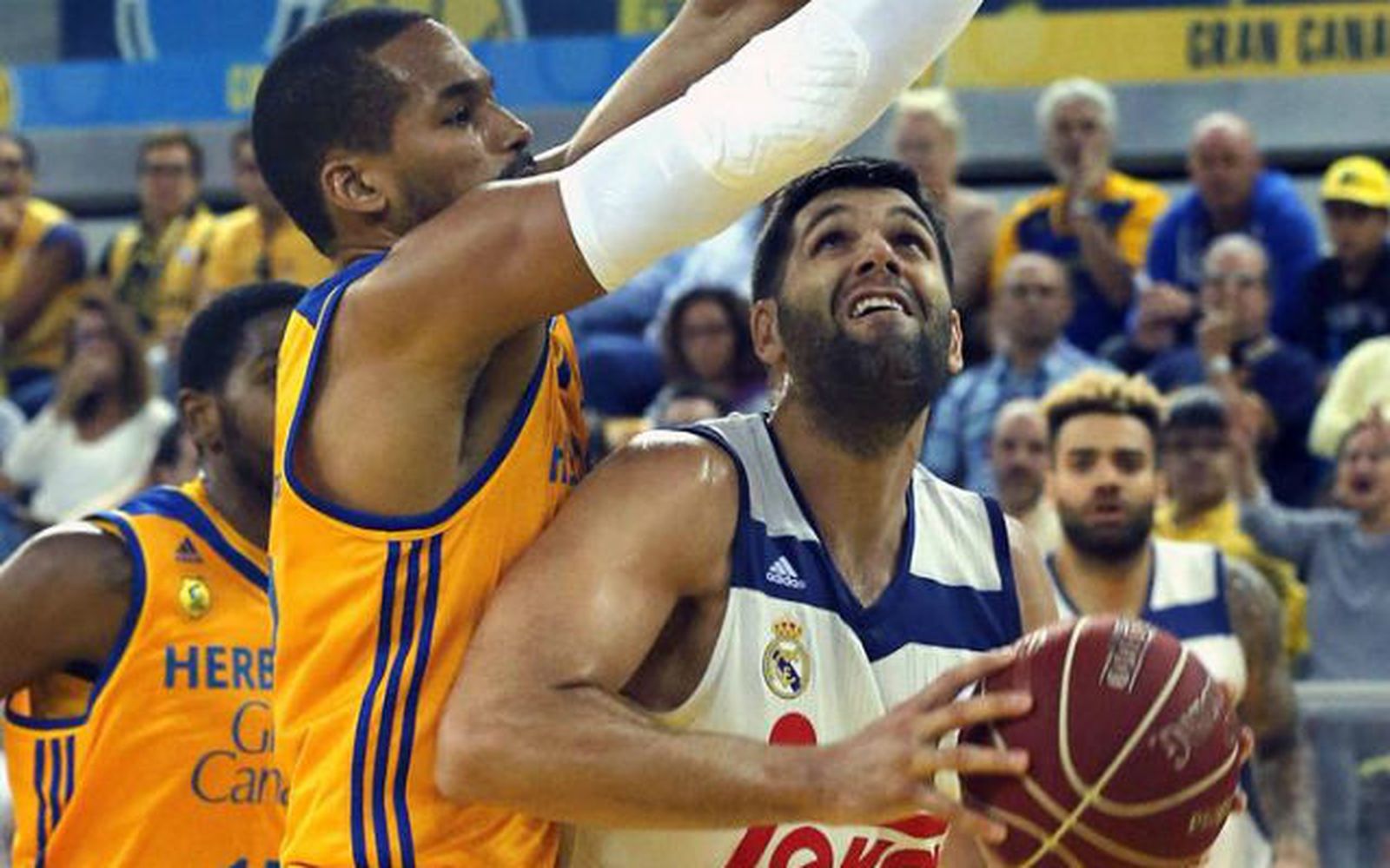 Felipe Reyes