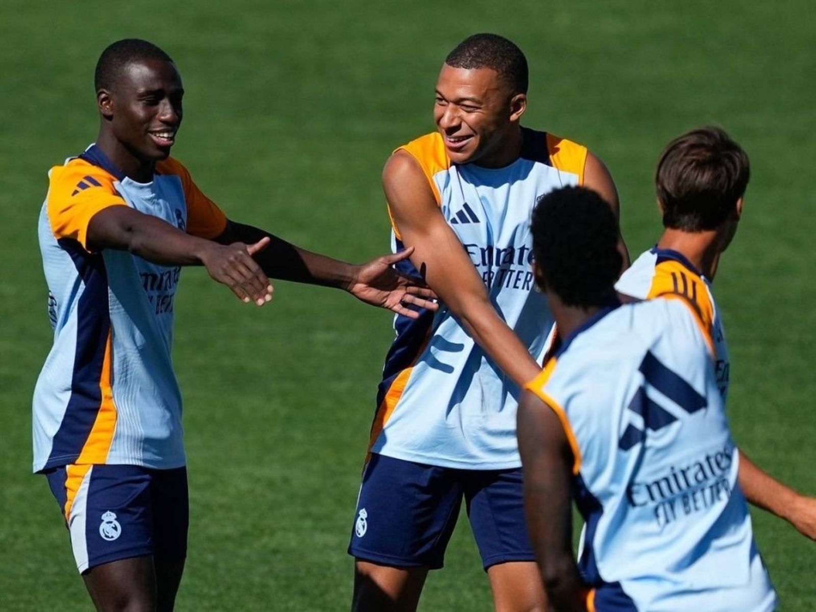 Mendy y Mbappé