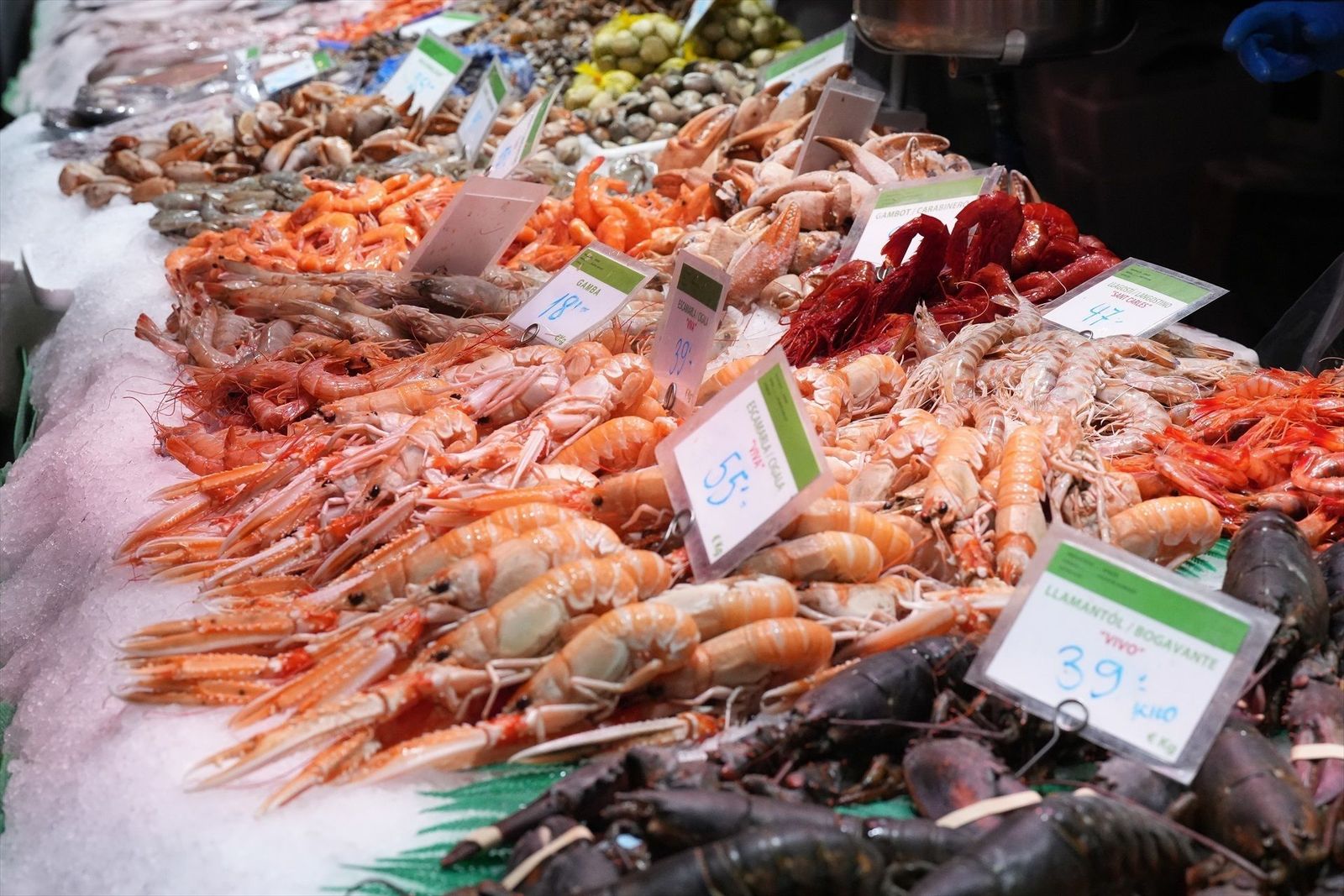 Los precios para la Nochebuena se disparan, con seis alimentos en máximos históricos