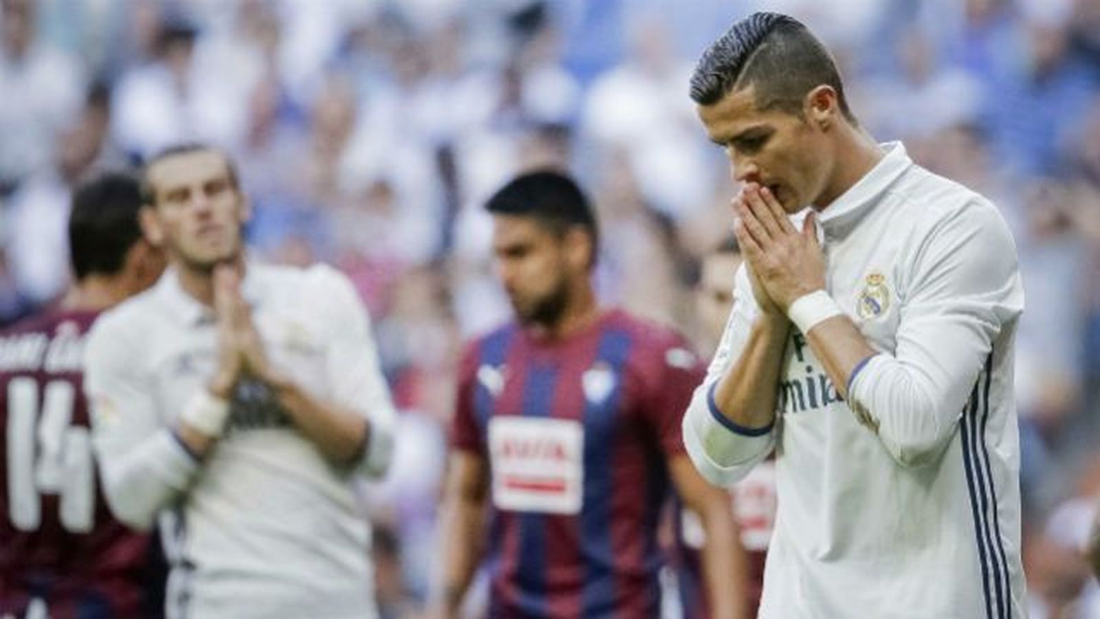 1-1. El Eibar conquista un punto histórico ante un Real Madrid fundido