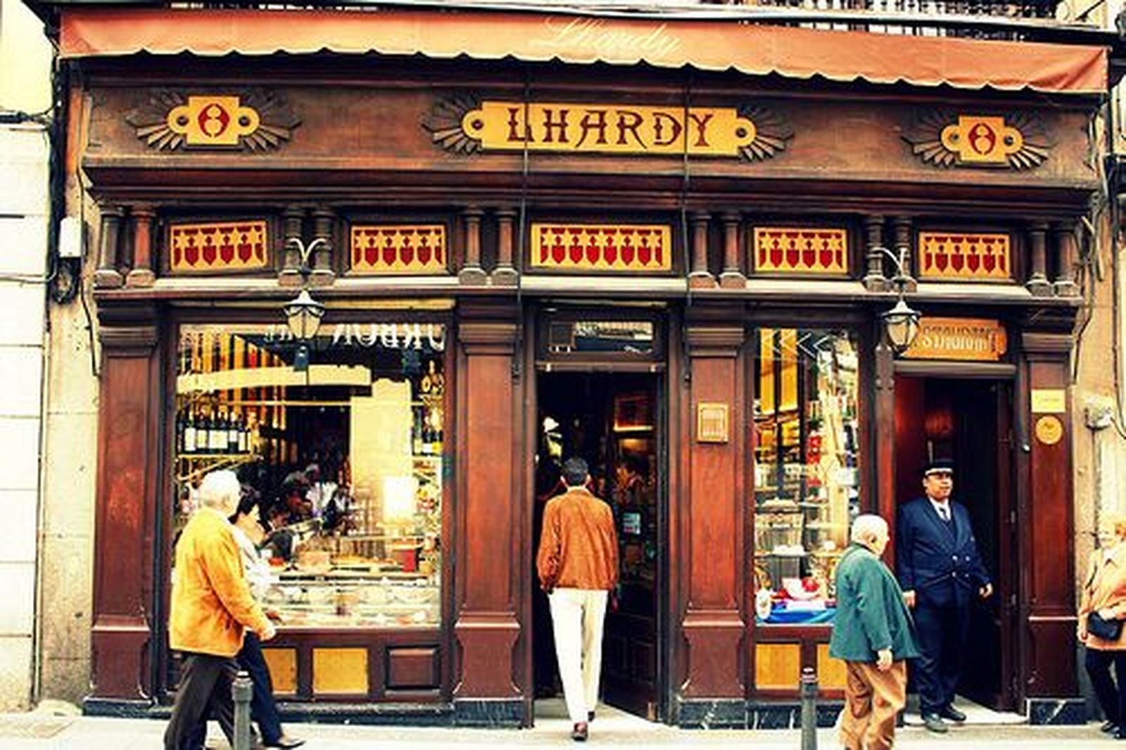 El restaurante Lhardy cumple 175 años