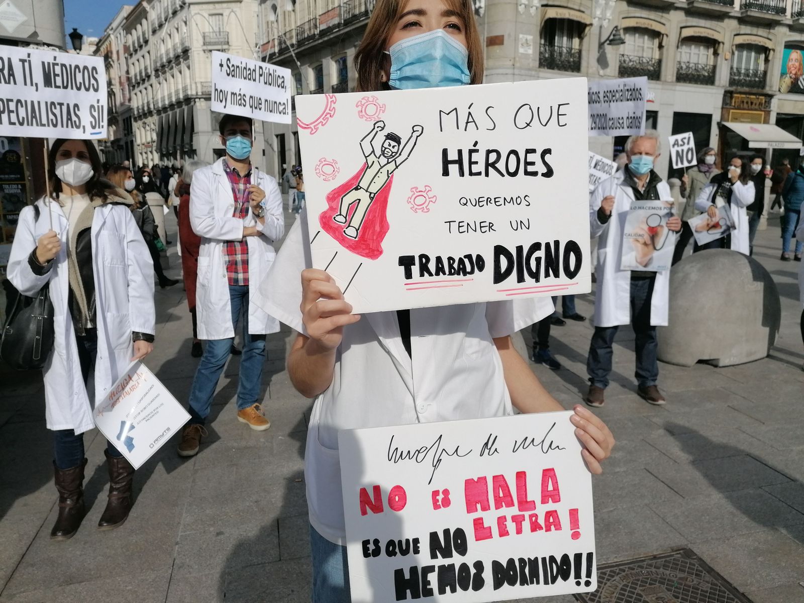 Los médicos en huelga estudiarán la propuesta de Sanidad en asamblea antes de suspender la movilización