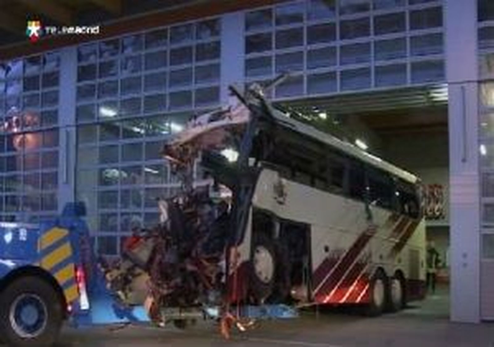 Mueren 28 belgas, incluidos 22 niños,  en un accidente de autobús en Suiza