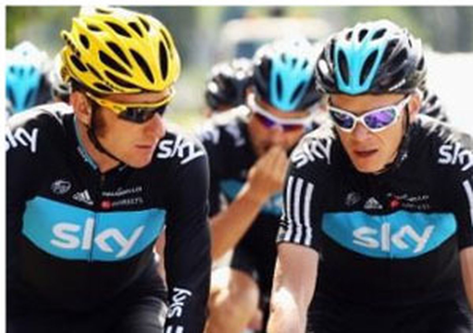 Wiggins y su compañero Froome
