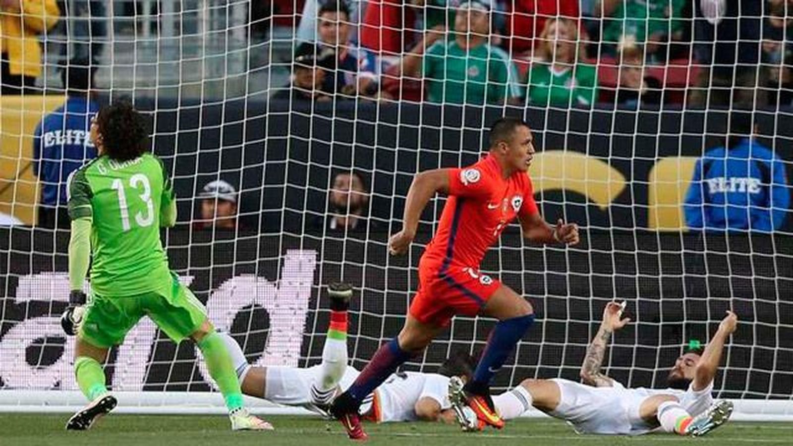 0-7.Chile, a semifinales con un repaso histórico a México y recital de Vargas
