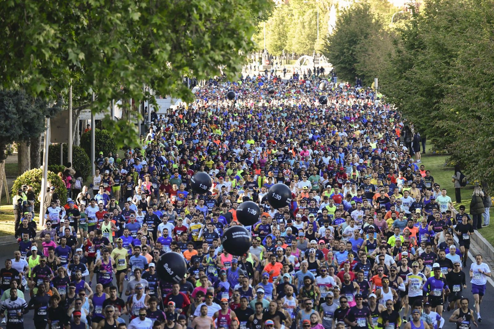 Más de 40.000 personas toman las calles de la capital en el Maratón Popular de Madrid