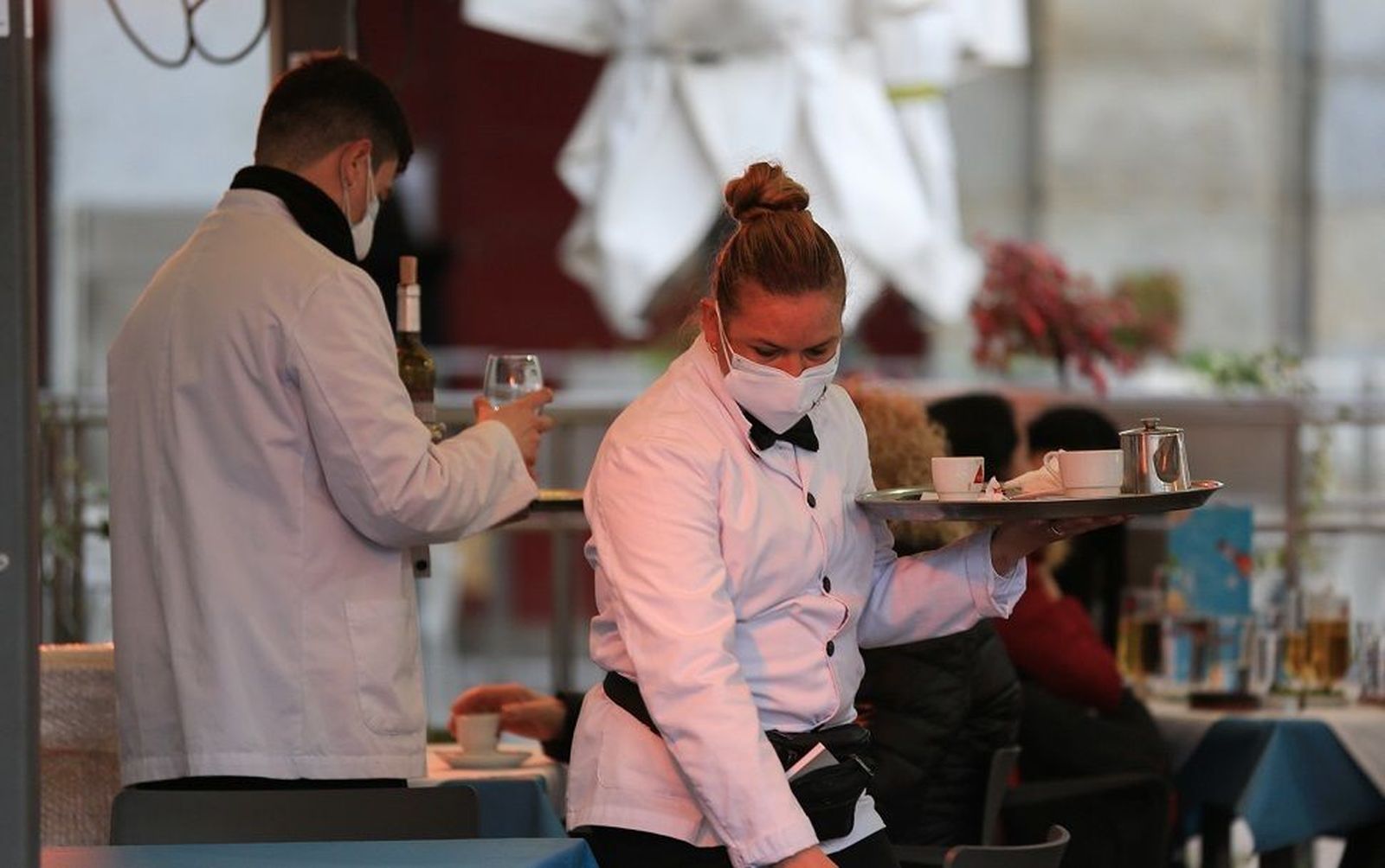 Trabajo y los agentes sociales  negocian la subida del SMI el 1 de septiembre