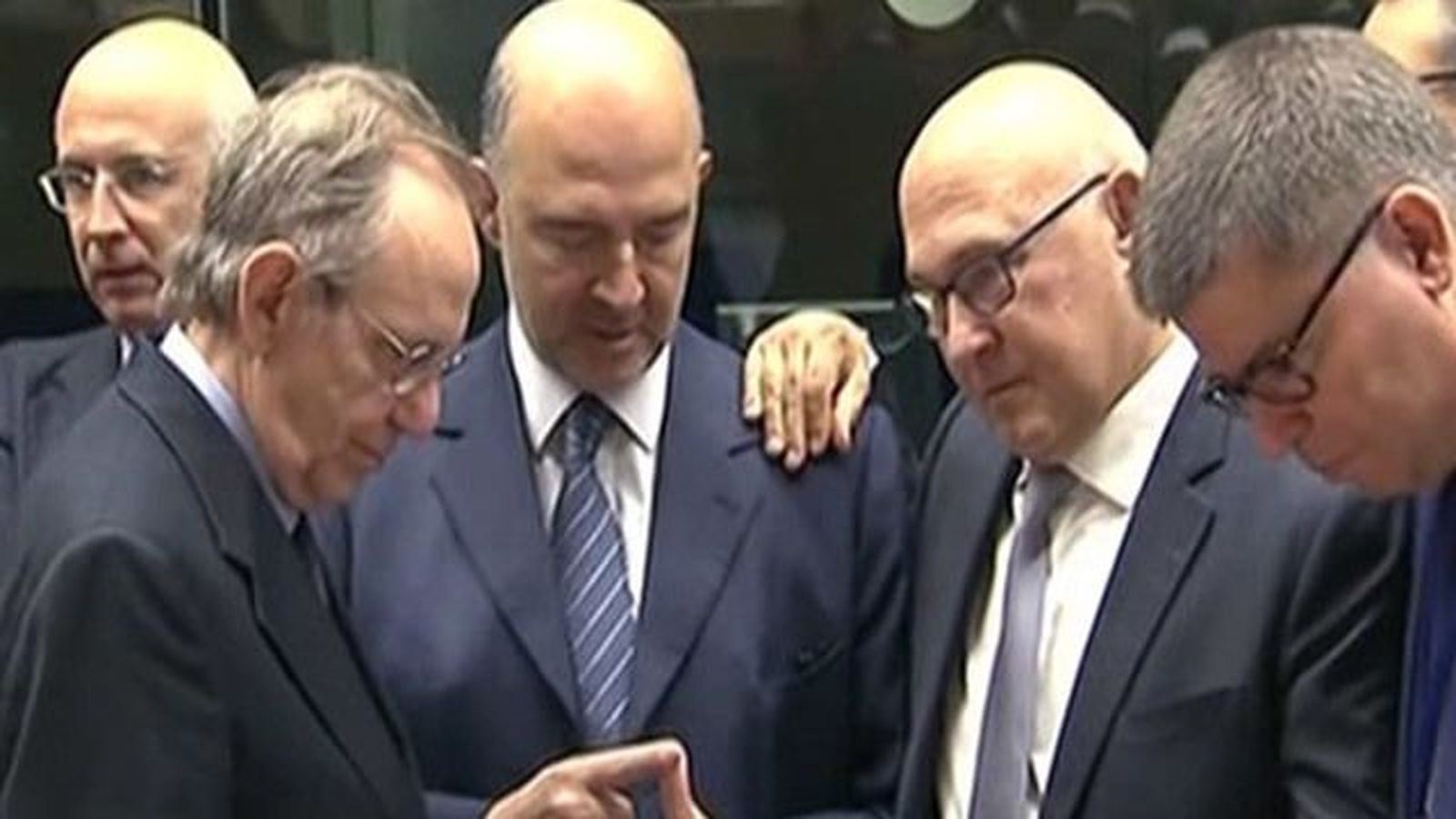 El Eurogrupo analiza el plan de recortes de Tsipras y pide a Grecia medidas adicionales