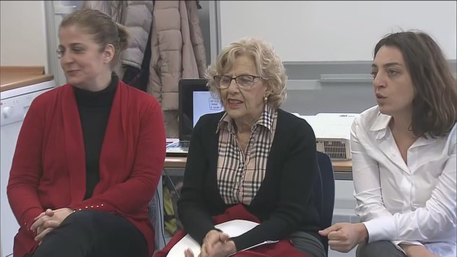 Carmena acogerá en su plataforma a los ediles díscolos de Podemos
