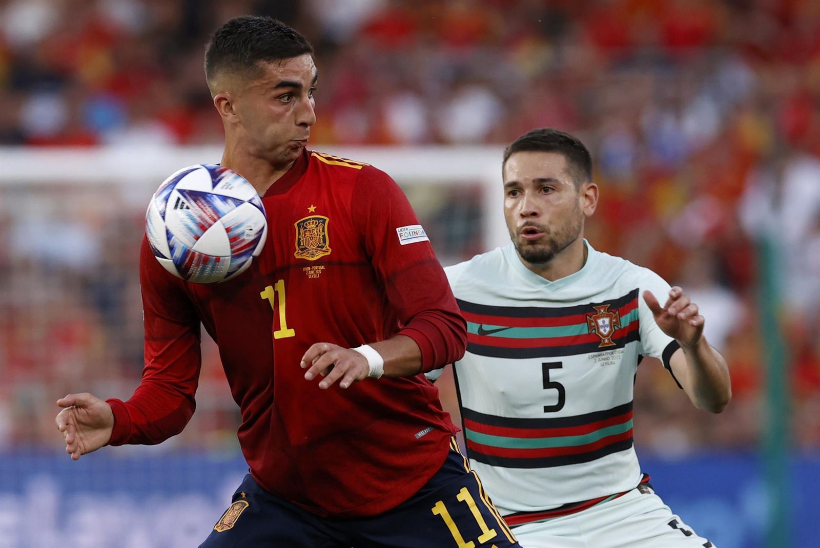 Ferrán Torres ante Portugal