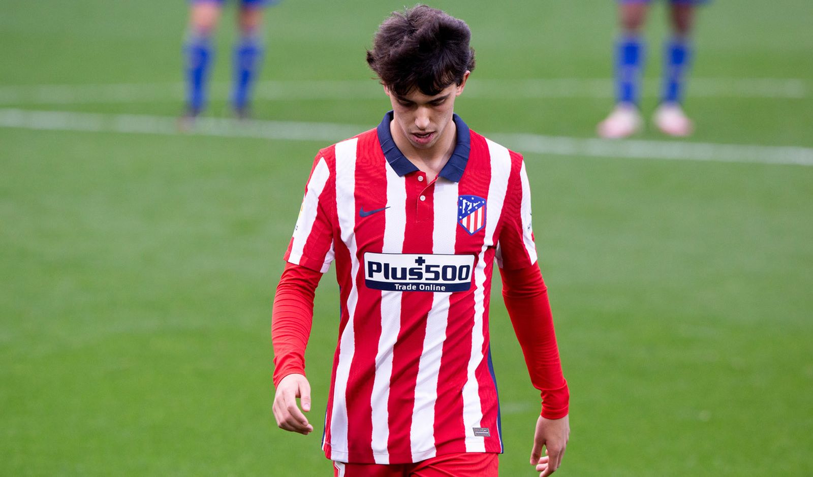 Joao Felix, positivo por Covid-19, en el partido contra el Cádiz