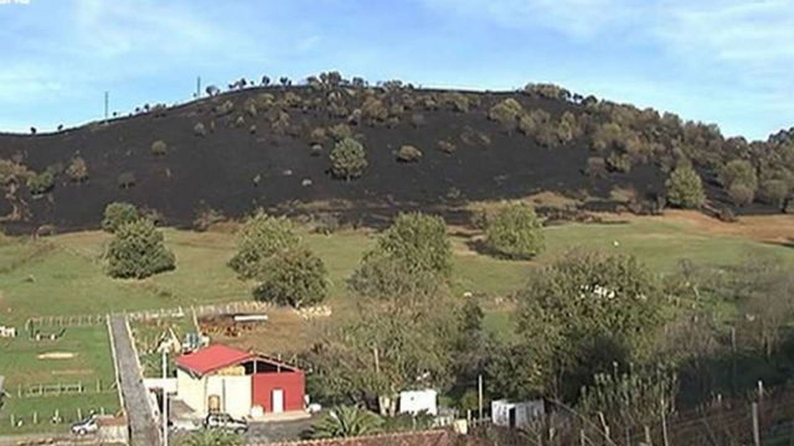 Cantabria amanece ya "libre de incendios"  tras seis días en los que hubo más de 200